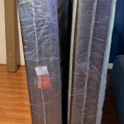 Full Size Mattress And Spring Box Set
