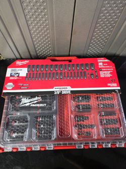 Milwaukee impact socket set in a packout - 3/8 drive, New.