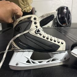 CCM Men’s Hockey Skates 9.5