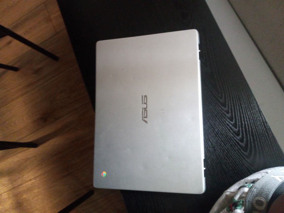 Asus Chromebook