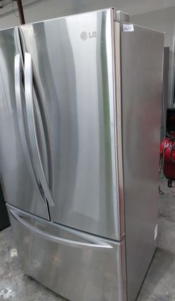 LG Stainless Steel FrenchDoor Fridge IceMaker
