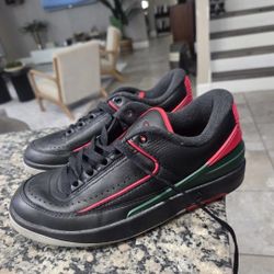 Nike Air Jordan 2 Retro Low "Christmas"Size 5.5 Y