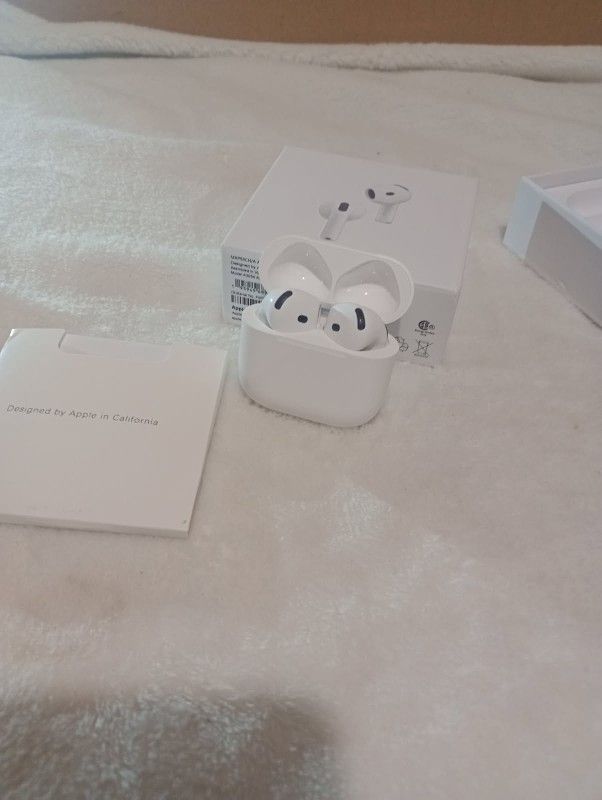Air Pods 4 Generation Noise Cancelation Feature