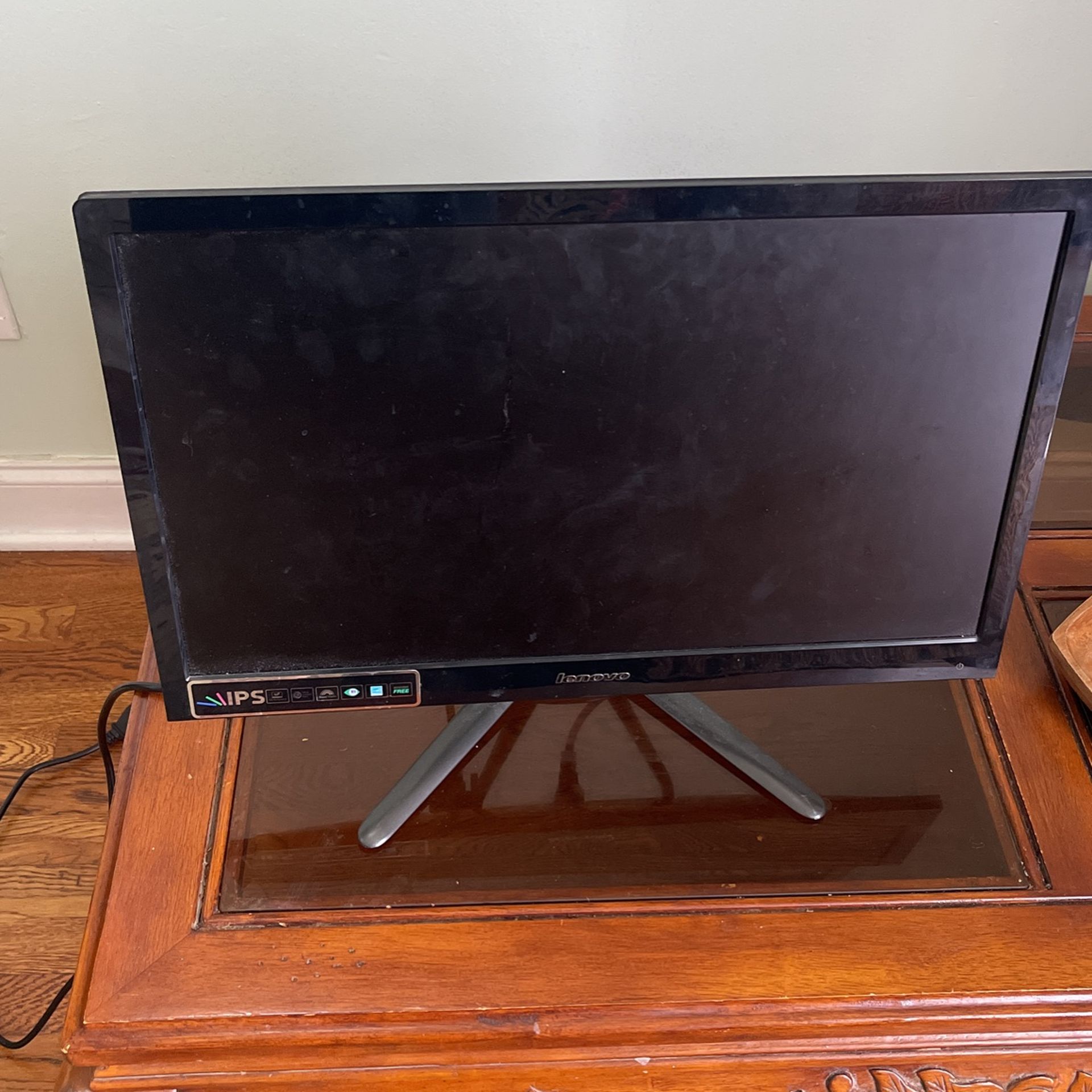 Lenovo Monitor 