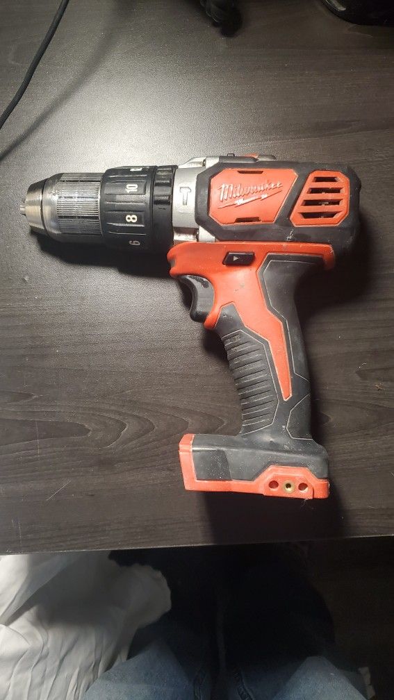 Milwaukee 18v Hammer Drill