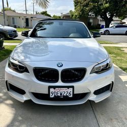 2018 BMW 240i