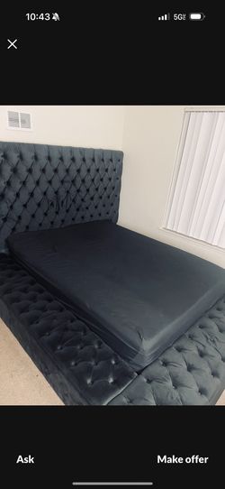 Black Queen Size Bed