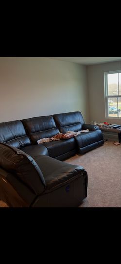 FREE  Leather Double-Wide Power Reclining Sectional – Excellent Condition – Moving Out of State