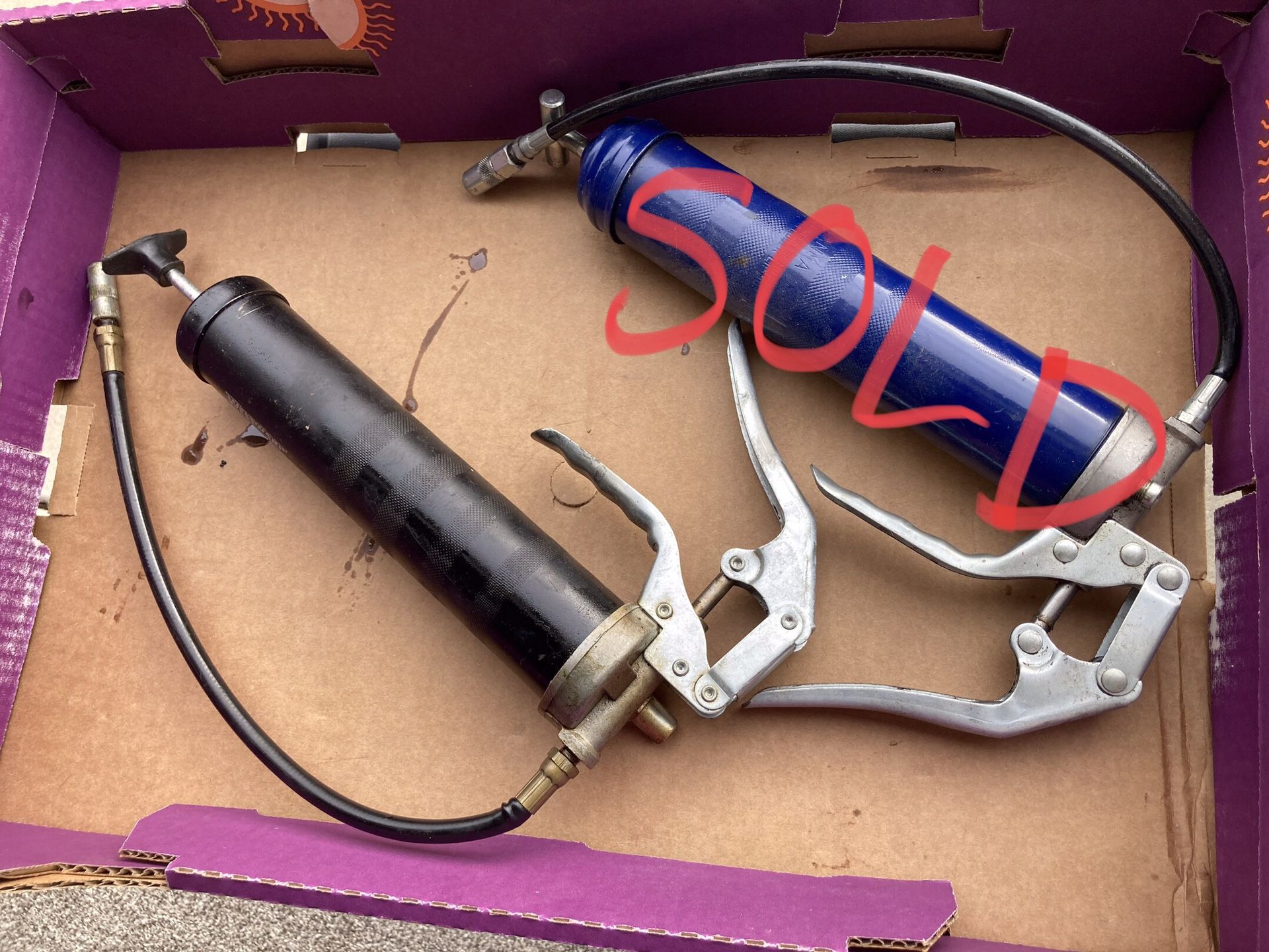 Grease Gun - Cleaning Out Garage and Sorting Through Tools!