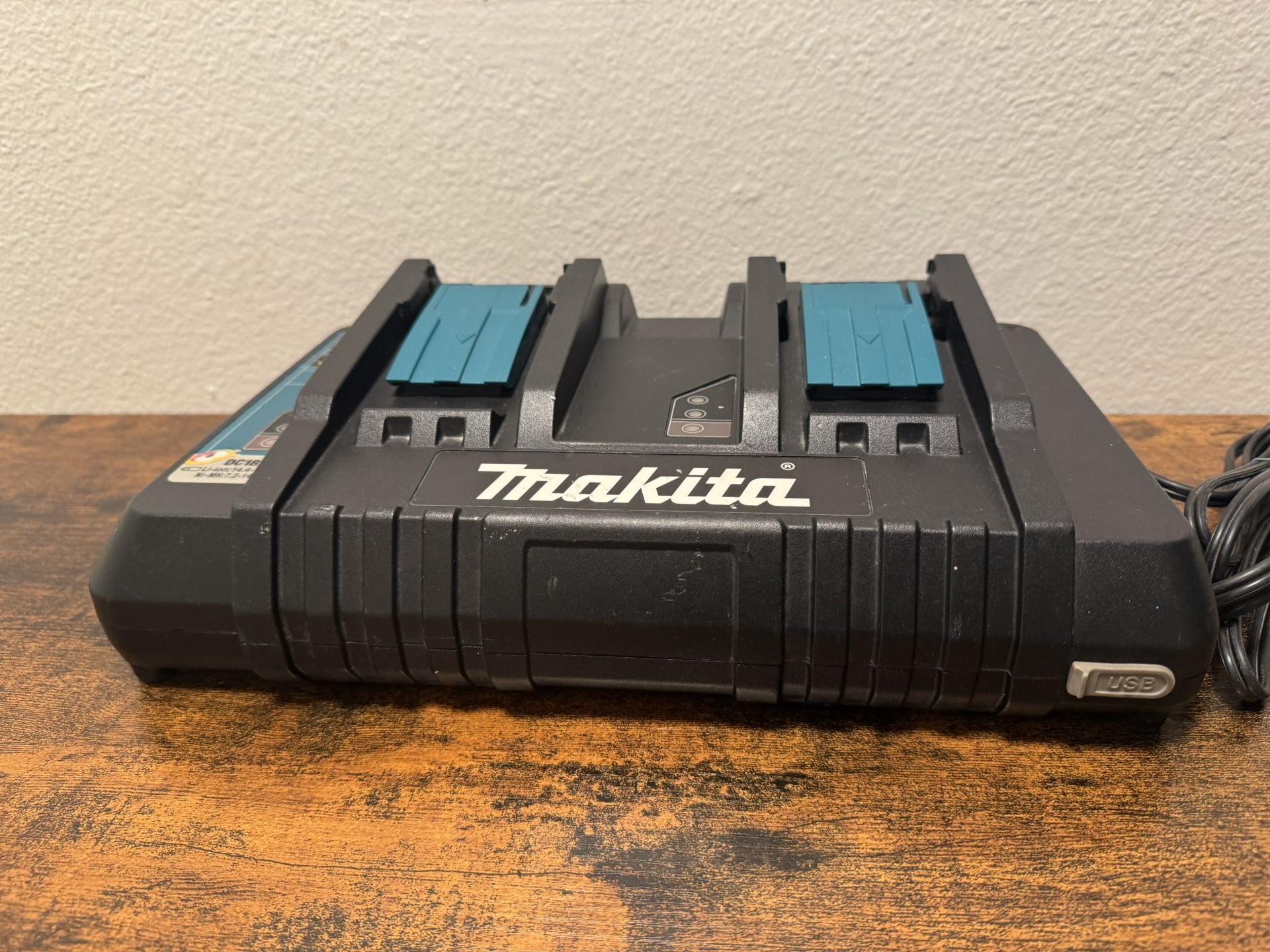 Makita Dual Charged