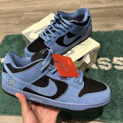 supreme nike dunks