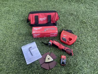 Milwaukee Multitool M12 Multi-Tool With Battery 2.0 And Charger+bag