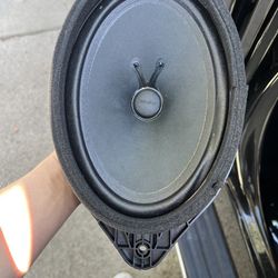 BOSE SPEAKERS OFF A 2022 DENALI
