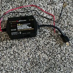 Battery Charger/Maintainer