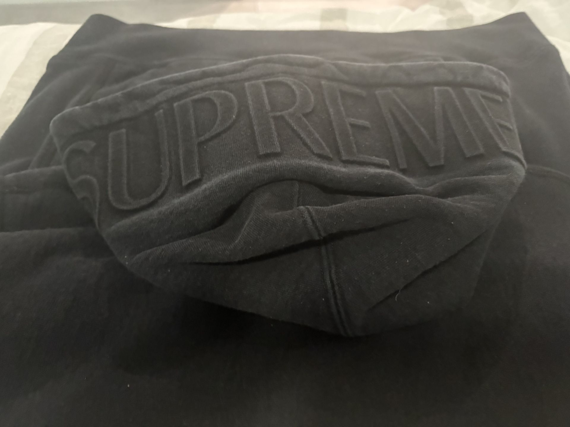 Supreme Embossed Logo Hooded Sweatshirt Black Size M Used