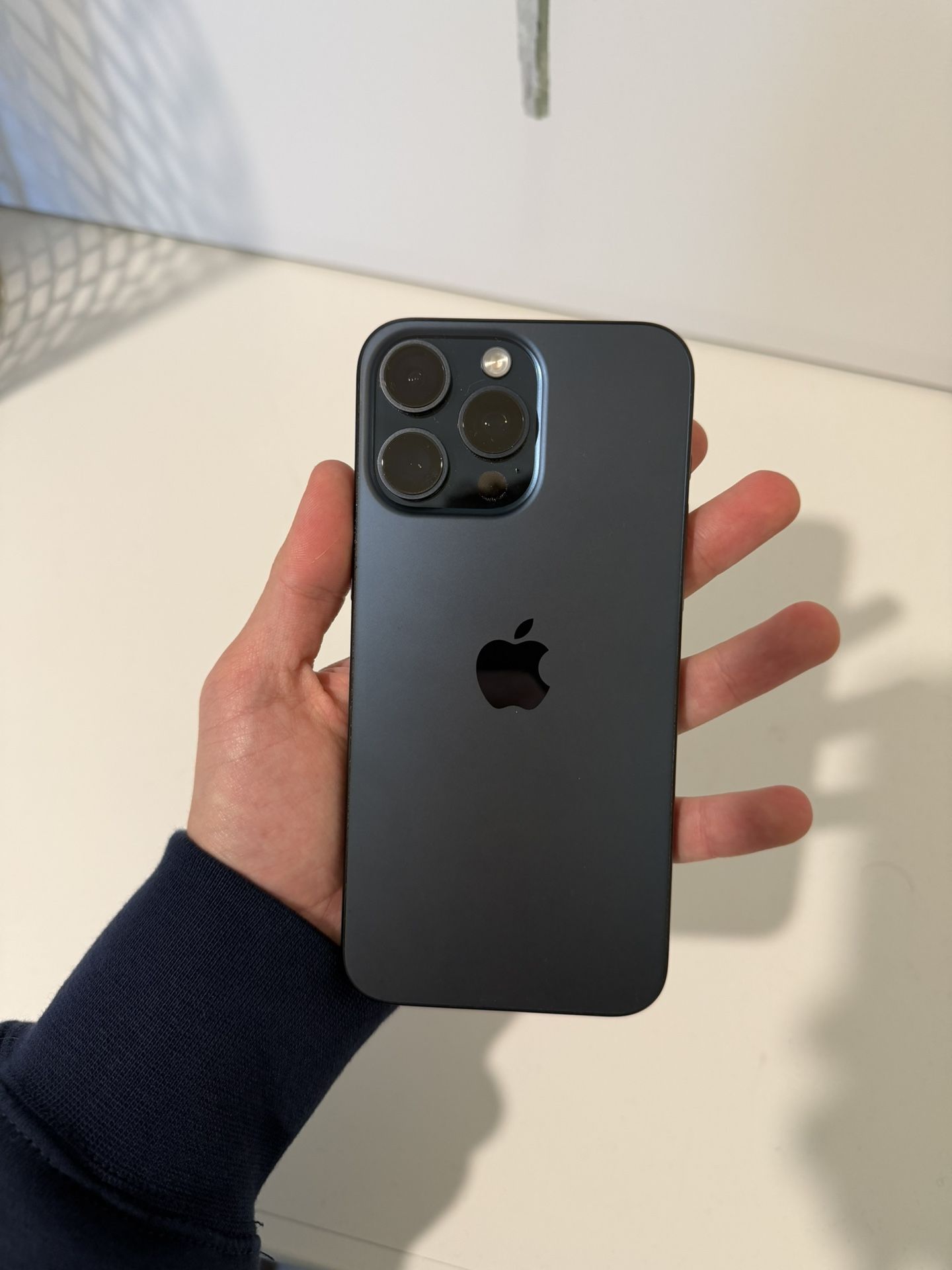 iPhone 15 Pro Max 256 GB BLUE