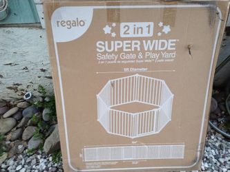Baby Gate/ Play Yard