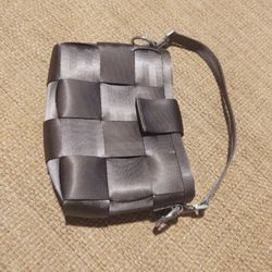 Harveys Original Seatbelt Purse 