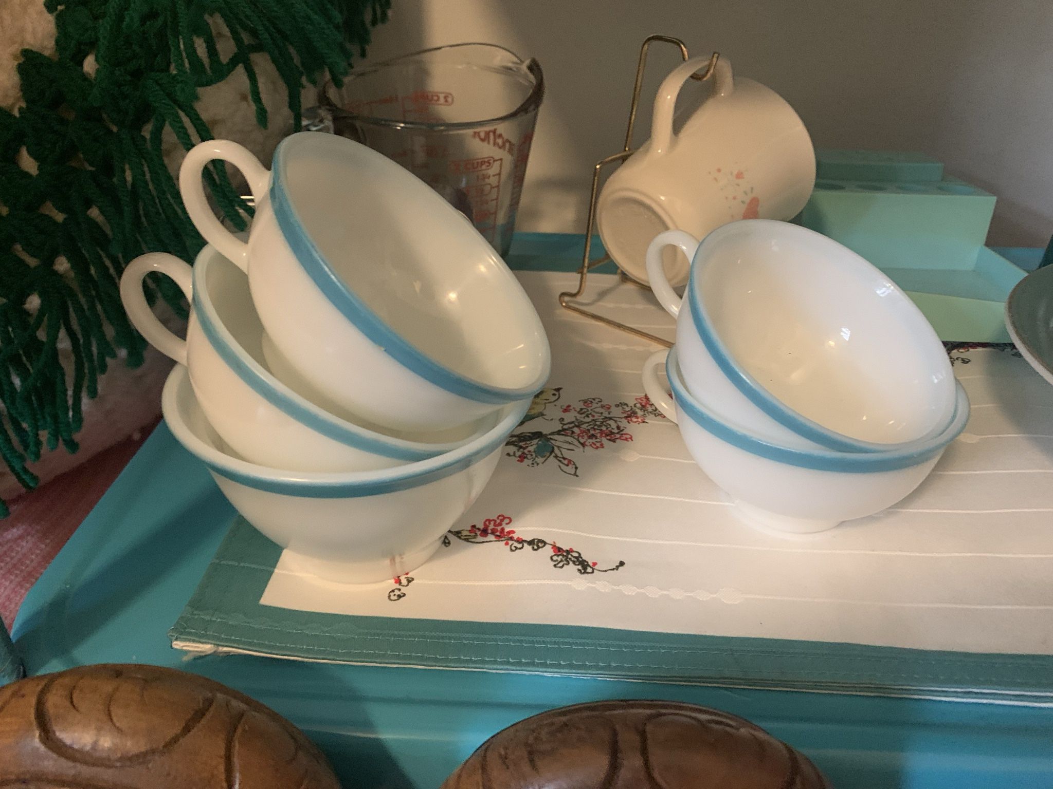 Vintage Pyrex Mugs And Sugar Bowl