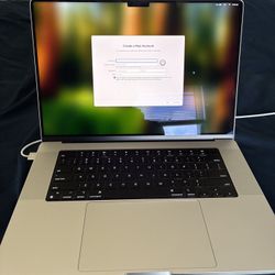 16” 2025 MacBook Pro - M4 Pro; 24GB RAM; 512GB SSD