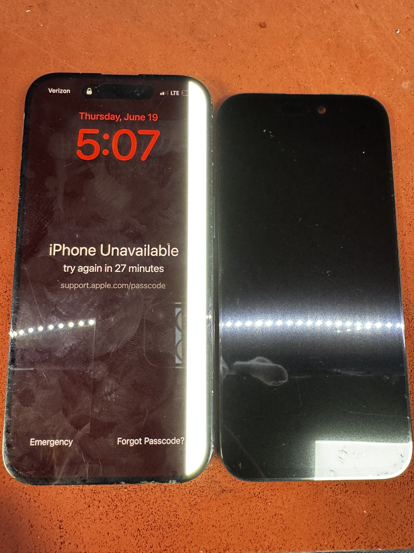 iPhone 16
