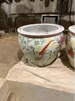 2 Chinese fish bowl/planter
