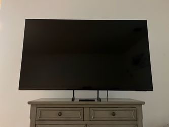 Samsung 55” QLED Smart TV