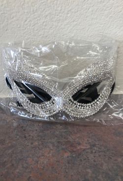 MASK CRYSTAL COLLECTION