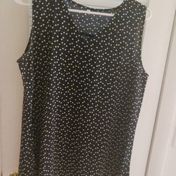 NAVY BLUE, WHITE HEART SHAPE POLKA DOTS, V-NECK, SLEEVELESS, LADIES TOO, SZ SM