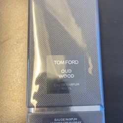Tom Ford oud wood