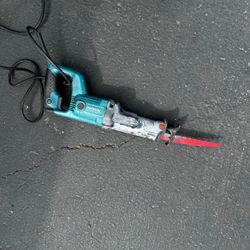Makita Saw