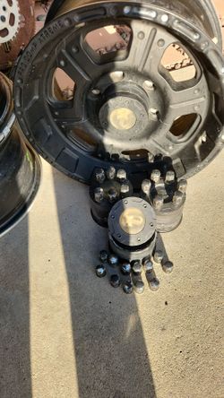 Used Pro Comp Xtream 16" wheels fits toyota Tacomas