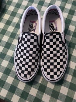 Men’s slip on vans