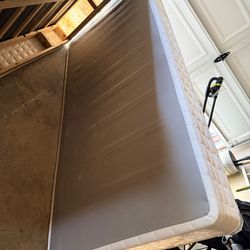 Twin size mattress boxes