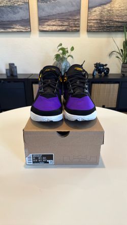 Nike LeBron 18 Lakers