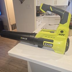 Ryobi Cordless 40v Leaf Blower. TOOL ONLY
