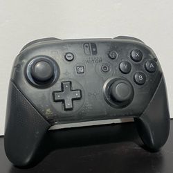 Nintendo Switch Pro Controller