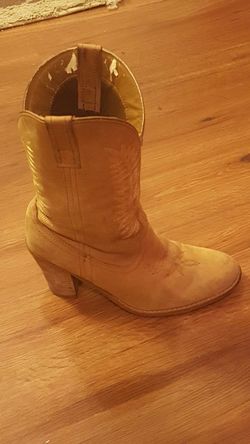 Size 6 womens boots