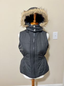 Cute puffy black vest - size L (Teen) or S adults