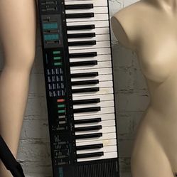 Yamaha PSR-22 piano 
