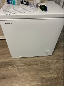 Hisense 7 Cu Ft Chest Freezer - Like New - $239 Retail, Only $100!
