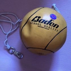Tetherball with rope