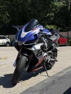 2024 Aprilia RS660 Tribute