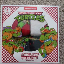 Teenage Mutant Ninja Turtles Socks. 
Adult Crew Socks, 4 Pairs, Size 6-12.
Brand New!