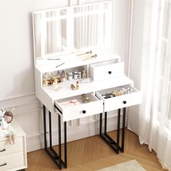 Seeday White Vanity Desk, Vanity with Mirror and Lights, 3 Drawers Vanitys with 3 Color Modes Led, Small Makeup Table for Bedroom Dressing Room