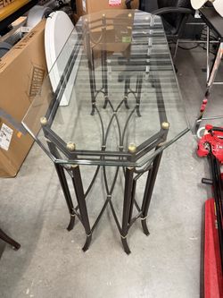 Glass top end table for entry table.