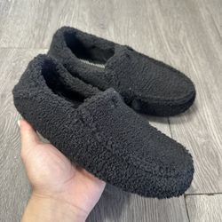 Olukai Women's 6 Nohea Heu Fuzzy Slippers Slip On Black Loafers Flats 20(contact info removed)