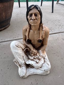 Vintage  Ceramic  Native American