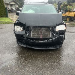 2014 DODGE CARAVAN PARTING OUT