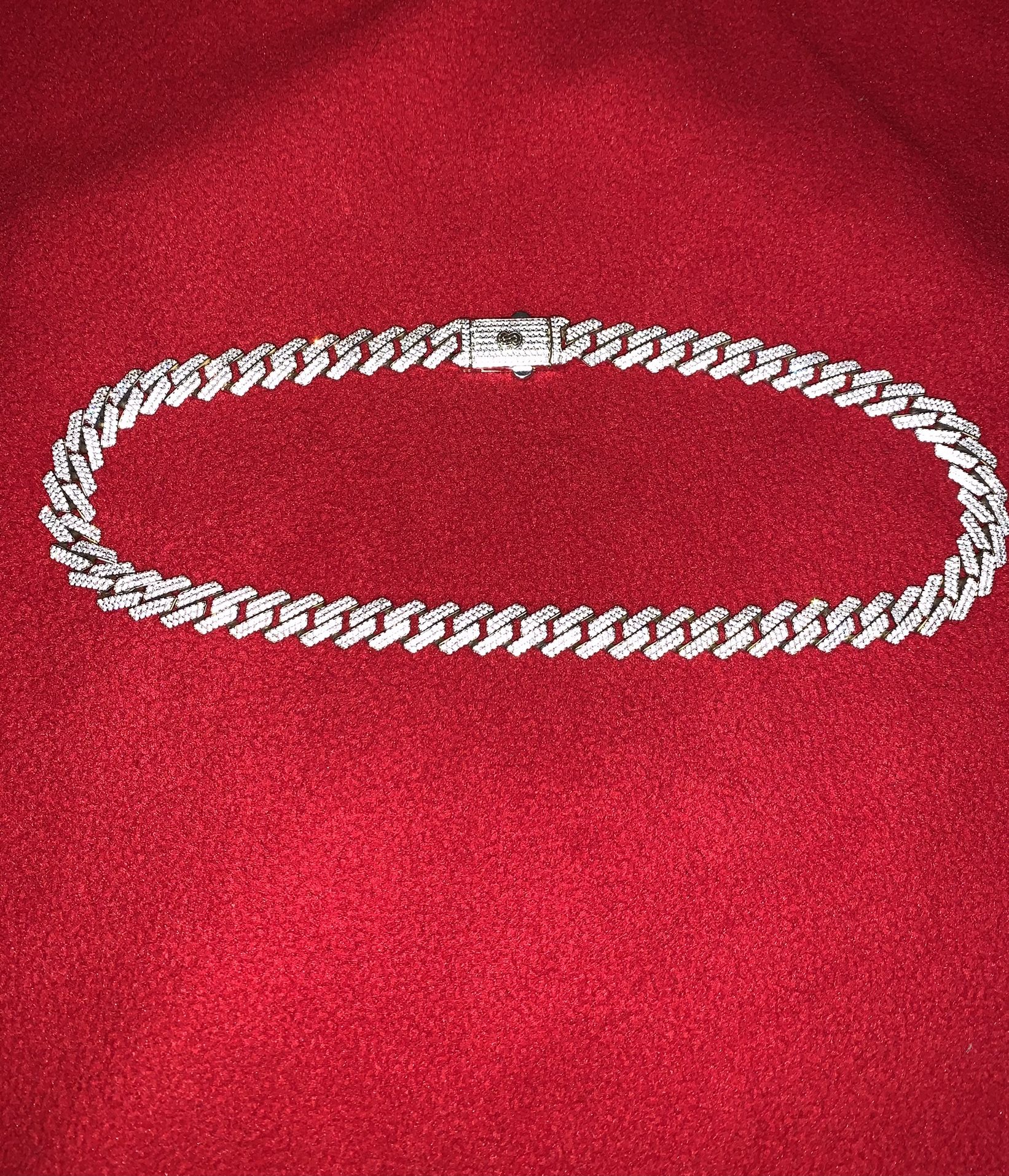 14k White Gold Choker